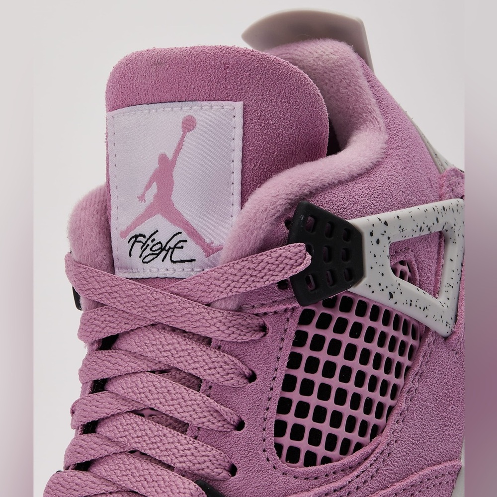 Women’s Air Jordan 4 Retro- Orchid - Picture 8 of 9